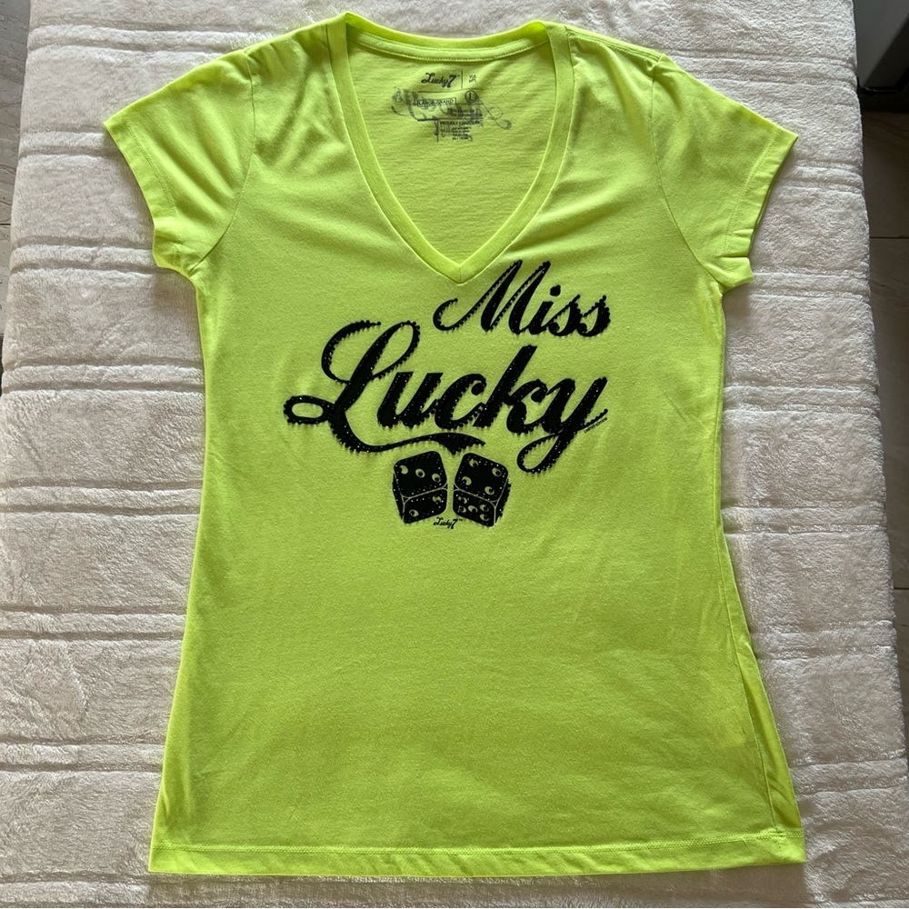 Lucky 7 Neon Yellow Short Sleeves T-shirt in Size Large with Black Cryst…